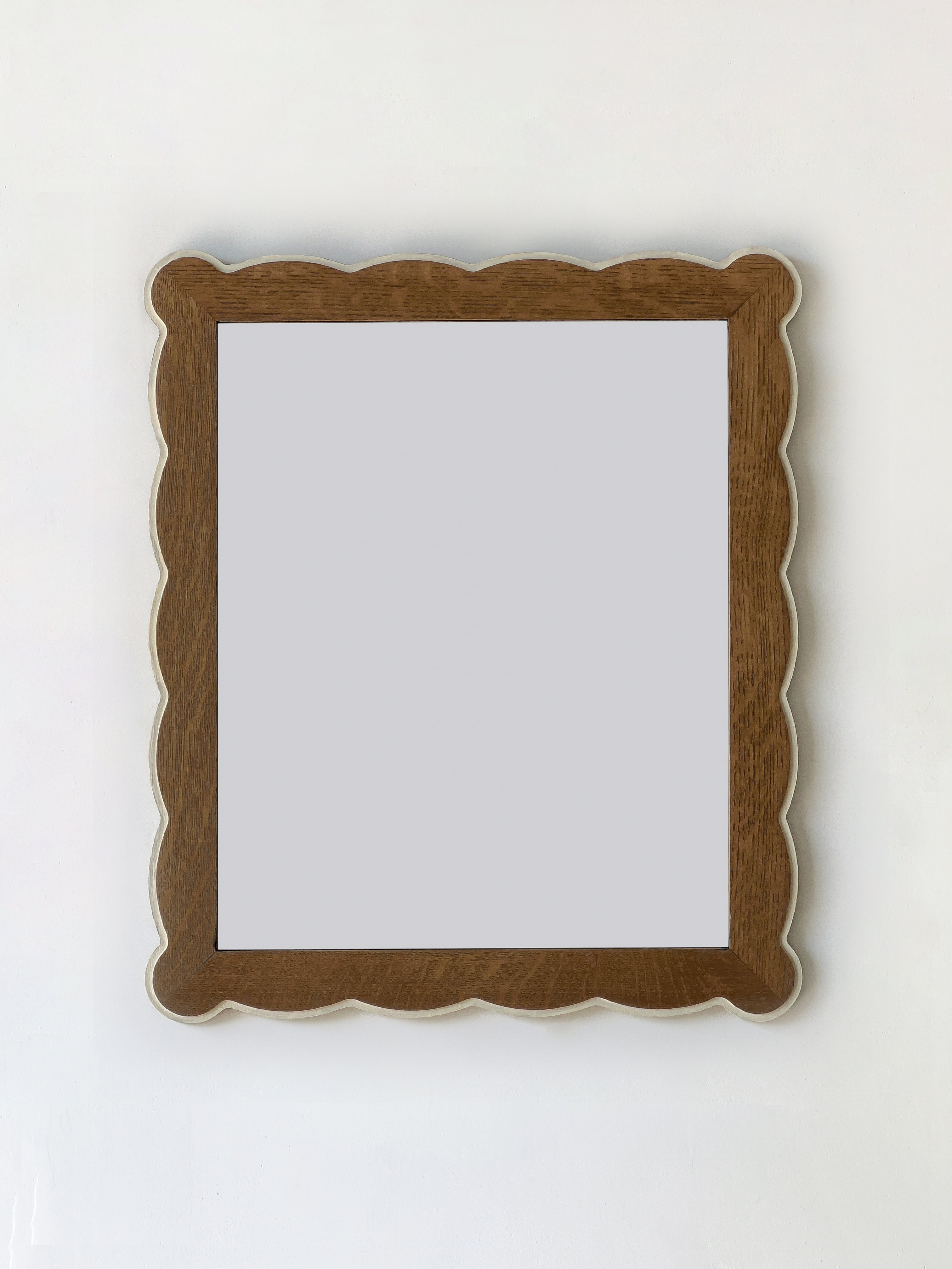 Santiago Scalloped Mirror With Highlighted Edge Blend 31 - Small
