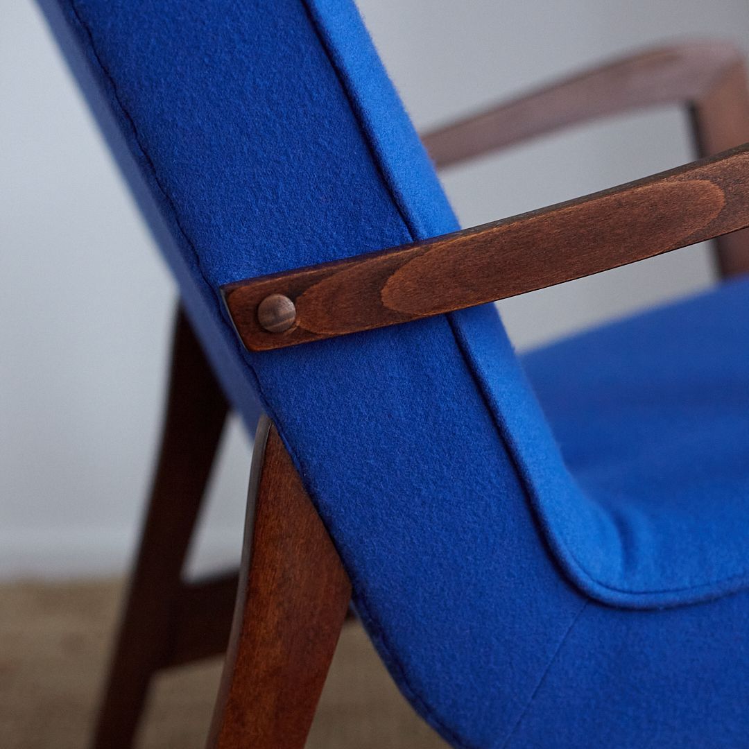 Lounge Chair, Model 300-138 Produced by Bystrzyckie