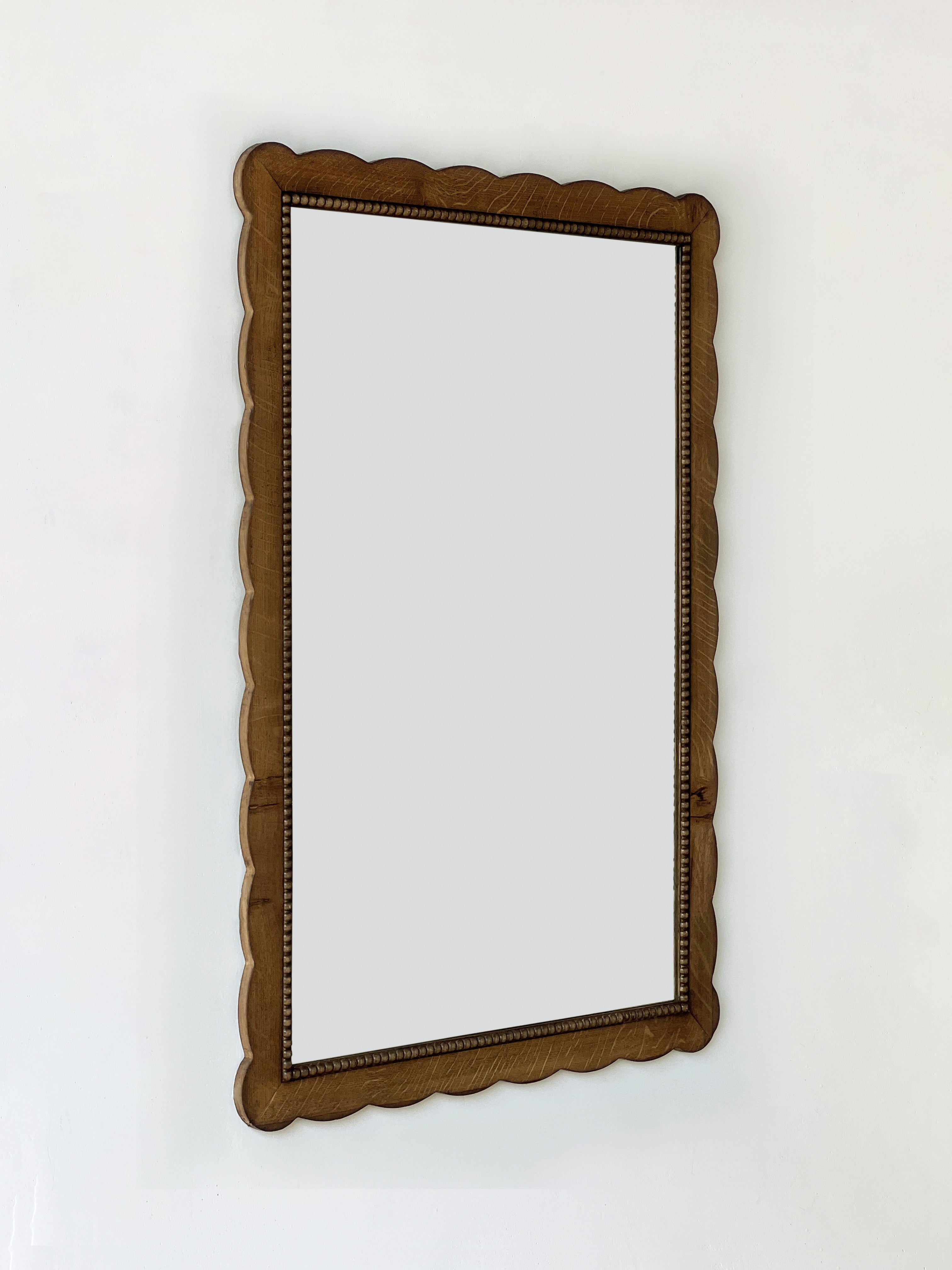 Santiago Scalloped Mirror With Bobbin Trim Blend 31 - Medium