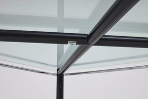 Memphis Dining Table